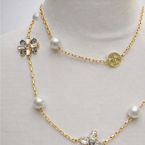 Tory Burch Elegant Roxanne Long Necklace Gold Tone, Crystal & Pearl Detail New - Picture 4 of 11
